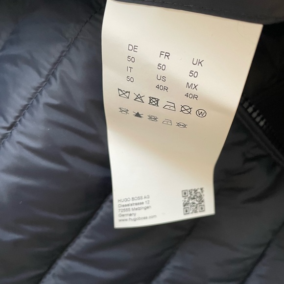 BOSS Navy Blue Quilted Bomber Jacket size 40R - Picture 7 of 7